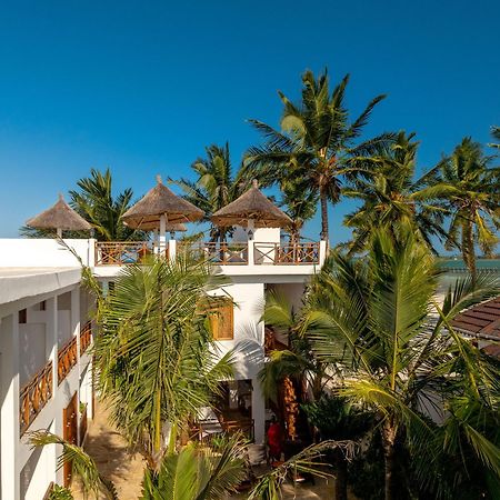 Karibu Beach Resort Pongwe Extérieur photo