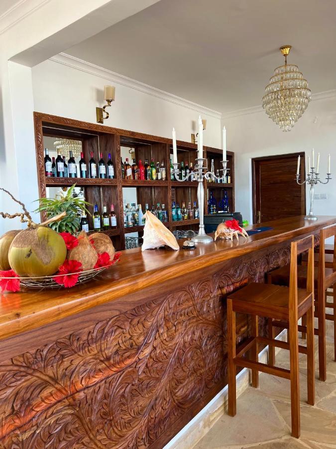 Karibu Beach Resort Pongwe Extérieur photo
