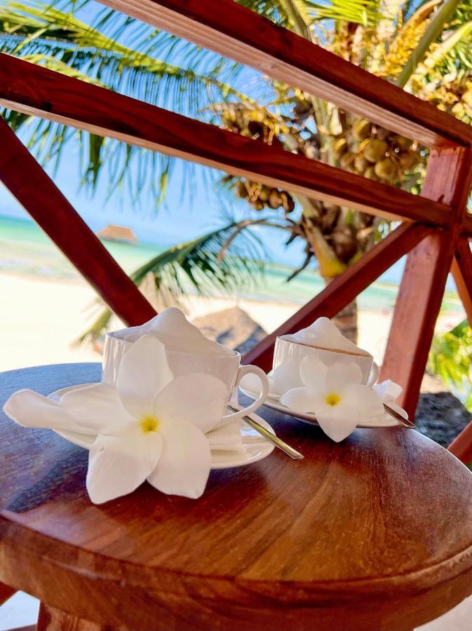 Karibu Beach Resort Pongwe Extérieur photo