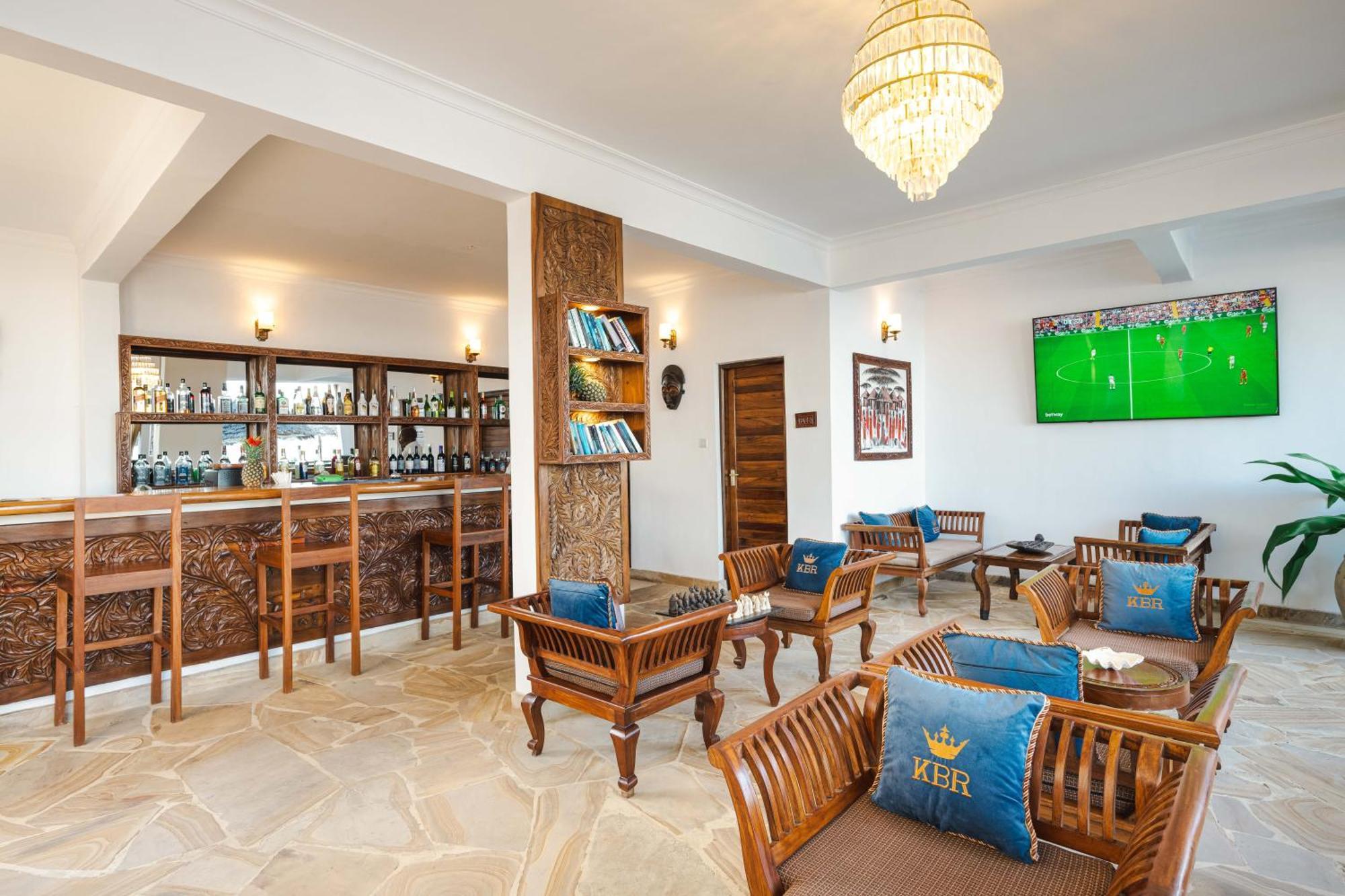 Karibu Beach Resort Pongwe Extérieur photo