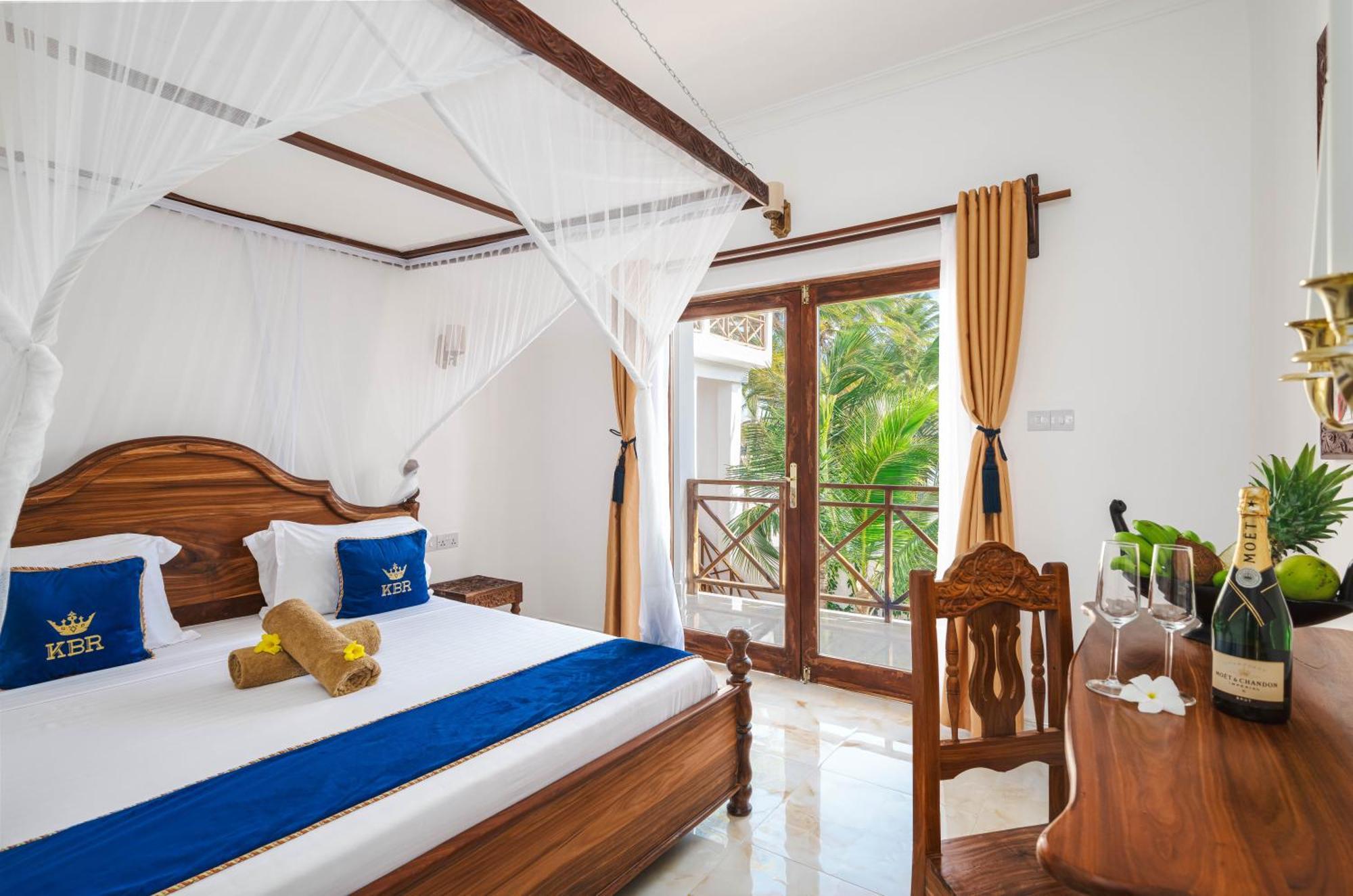 Karibu Beach Resort Pongwe Extérieur photo