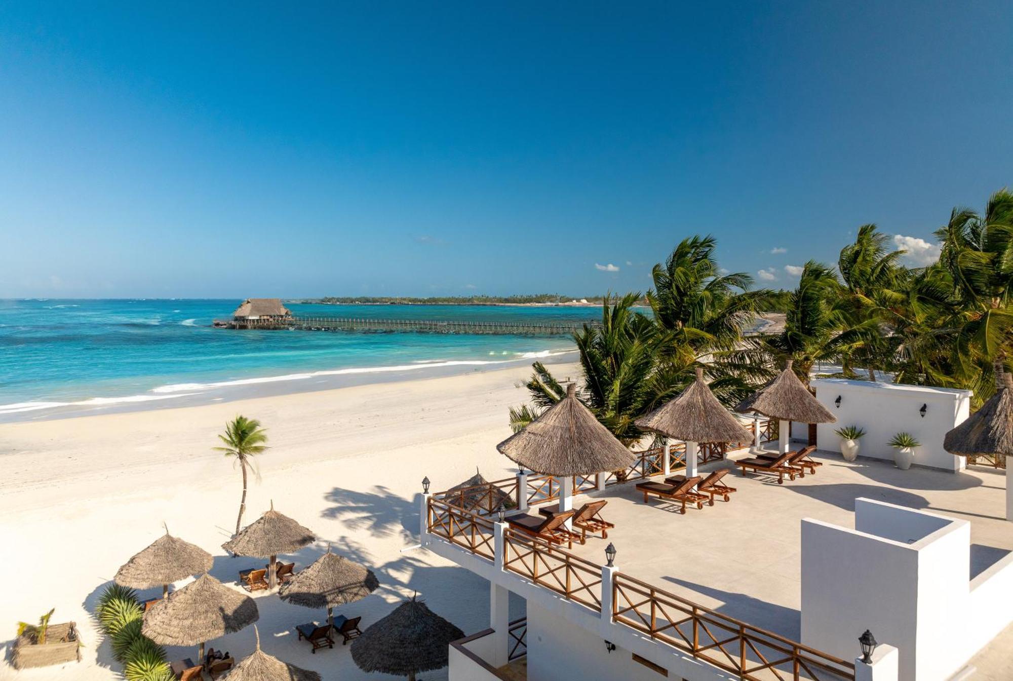 Karibu Beach Resort Pongwe Extérieur photo